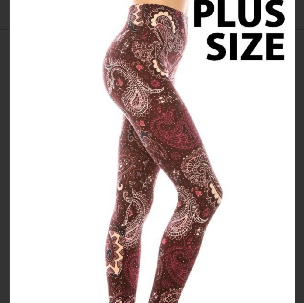 Super Plush Plus Burgandy Paisley Print Leggings